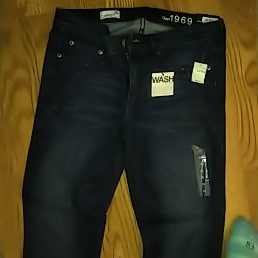 Gap 1969 skinny jeans - never worn